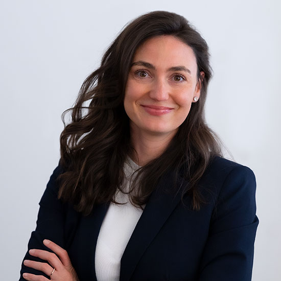 Simone Kretz | Rechtsanwalt Wien - Rohregger Rechtsanwalts GmbH